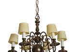 Lustre holandês em metal dourado para 06 luzes.  - Lustre holandês em metal dourado para 06 luzes. 