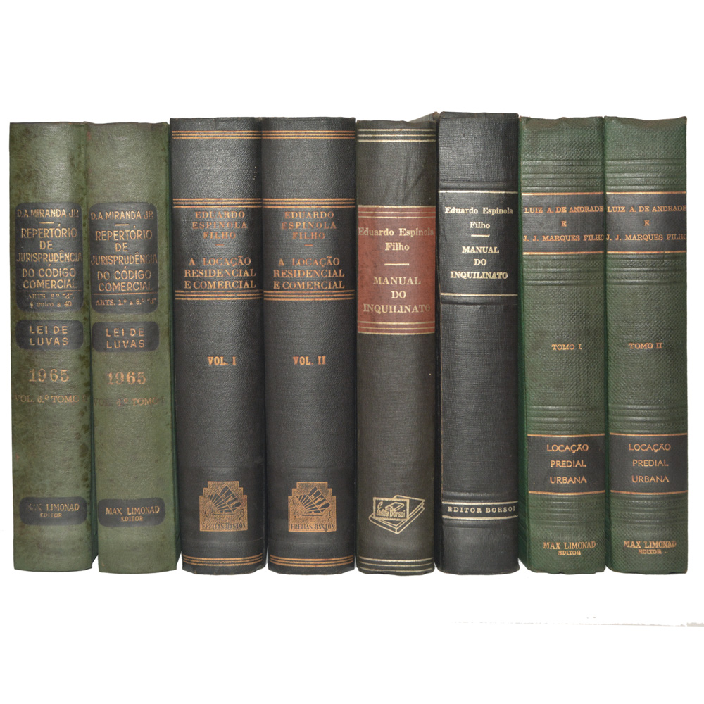 Lote composto por 08 livros sendo: variados assuntos referente a...