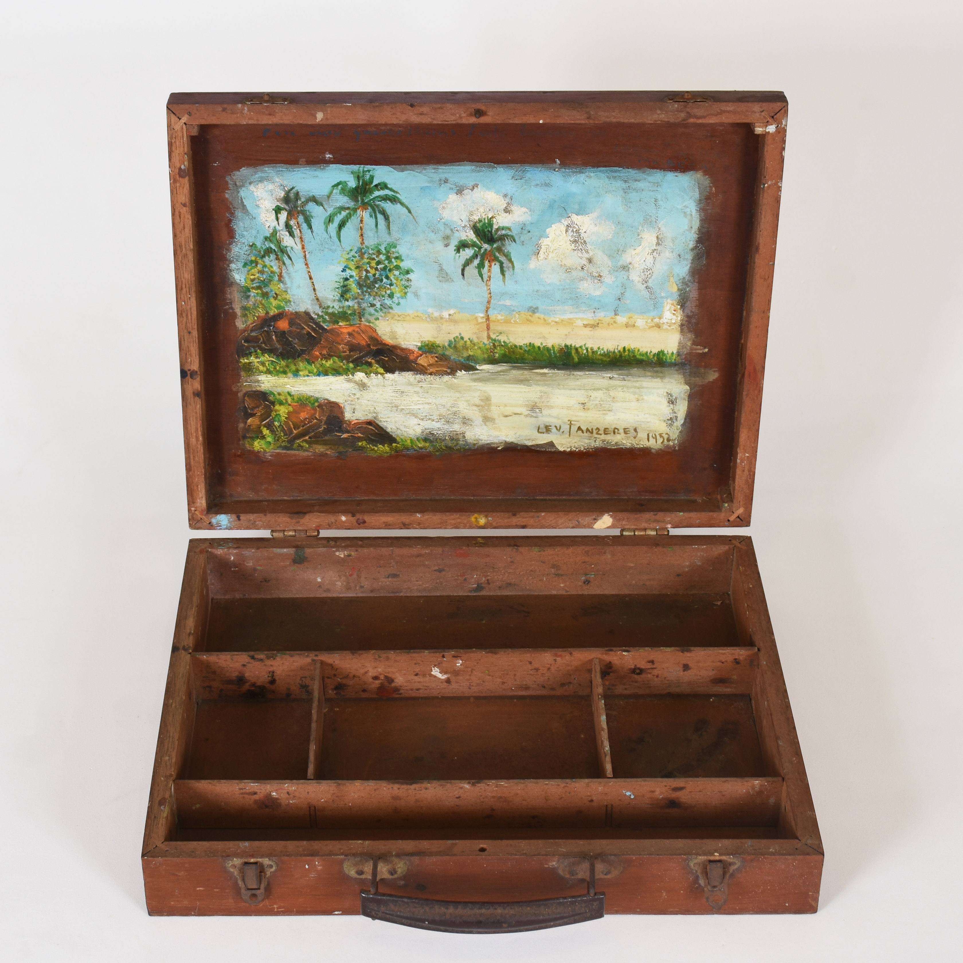 Levino Fânzeres (1884-1956), Caixa de pintura com representação de paisagem - foto 1 de 5