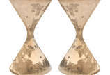 Par de raros vasos suíços Spindel grande, desen... - Par de raros vasos suíços Spindel grande, desenhado por Willy Guhl, 1950. Altura 92 cm com 56 cm de diâmetro