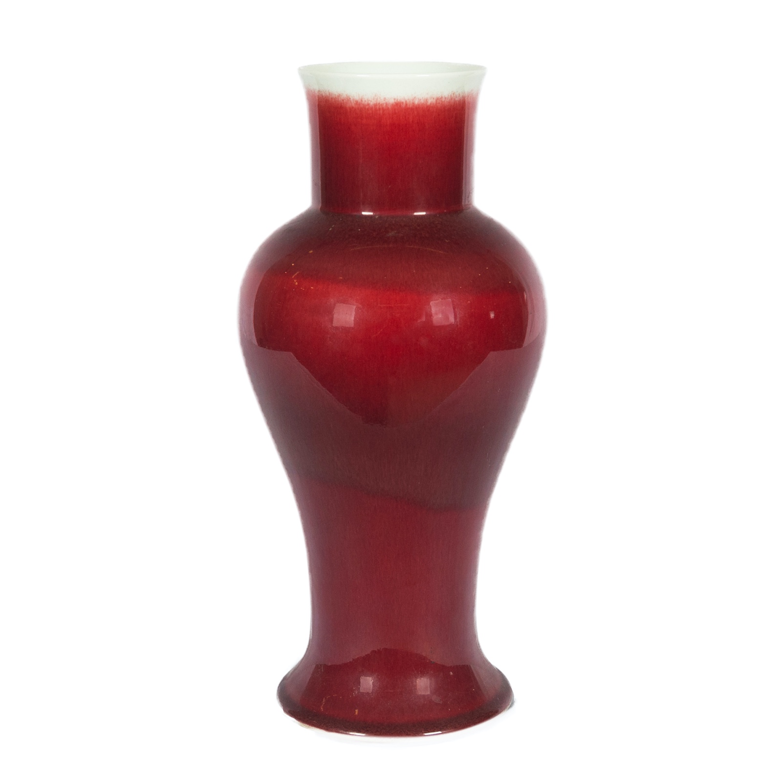 Vaso em porcelana chinesa balaústre, ornamentado por coberta vermelha... - foto 1 de 2
