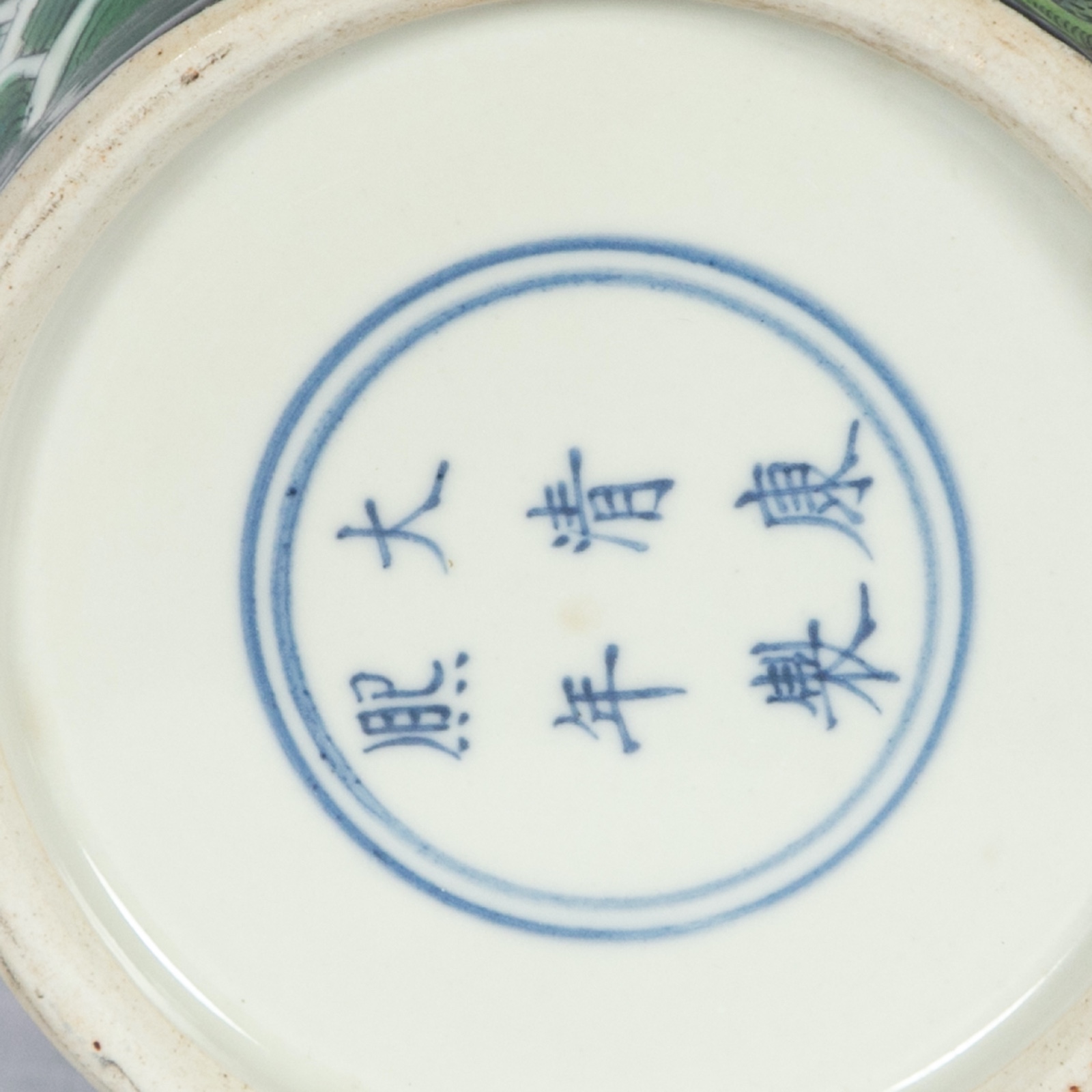 Vaso em porcelana chinesa Famille Noire de formato balaústre... - foto 3 de 3