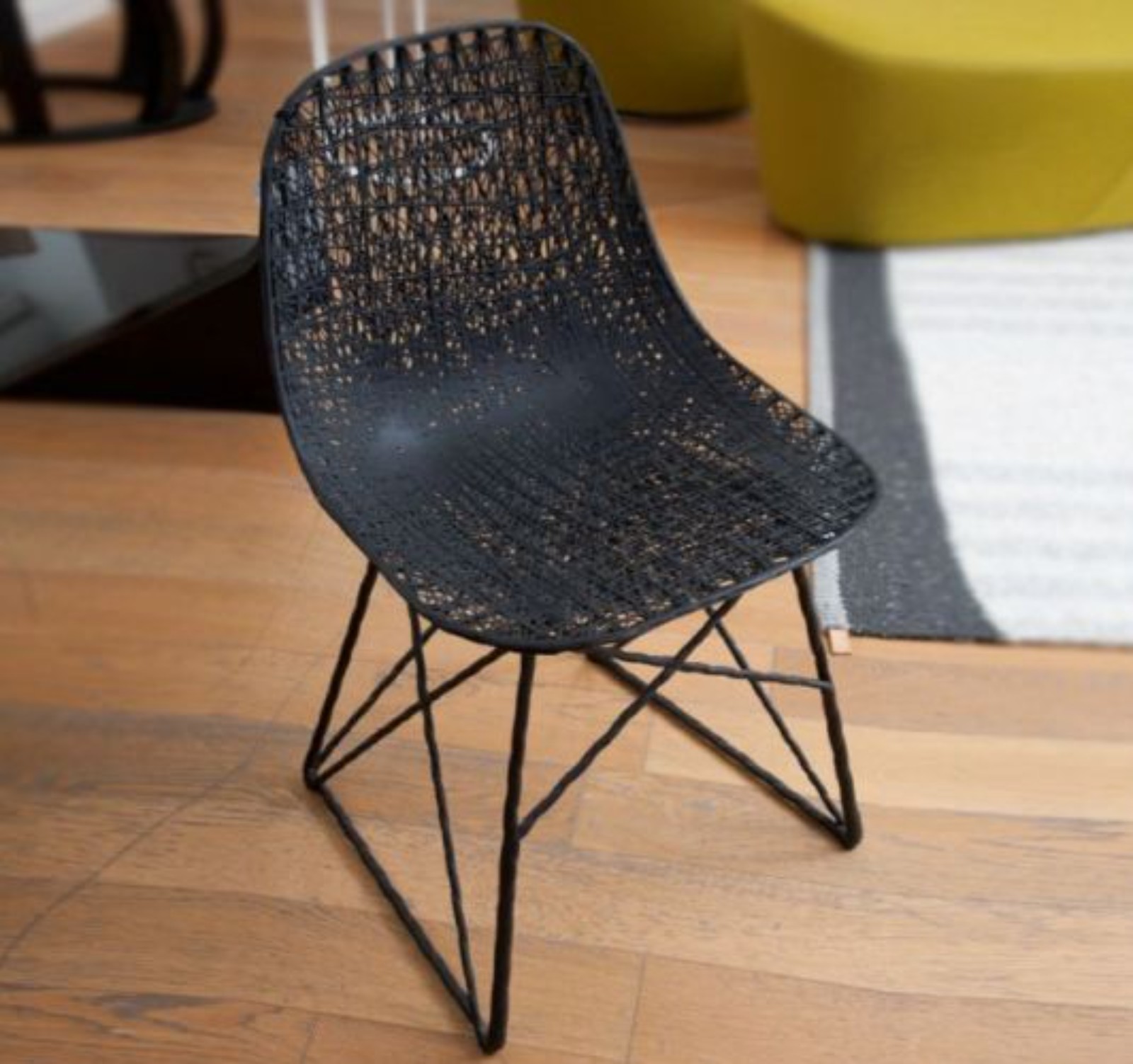 Marcel Wanders (1963), Carbon Chair - foto 3 de 4
