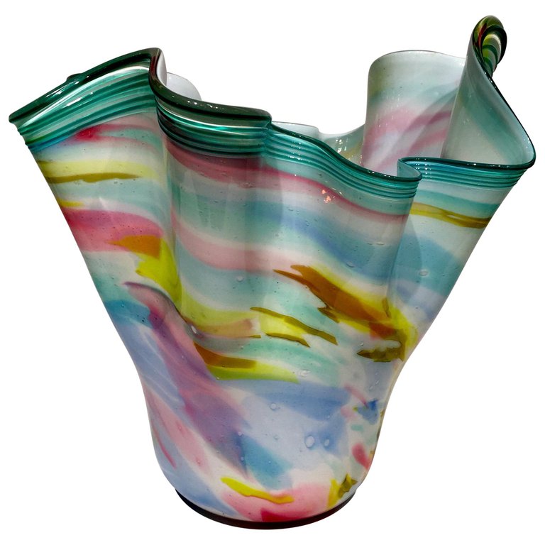 Vaso de Murano desenhado por Dino Martens, soprado manualmente com... - foto 1 de 3