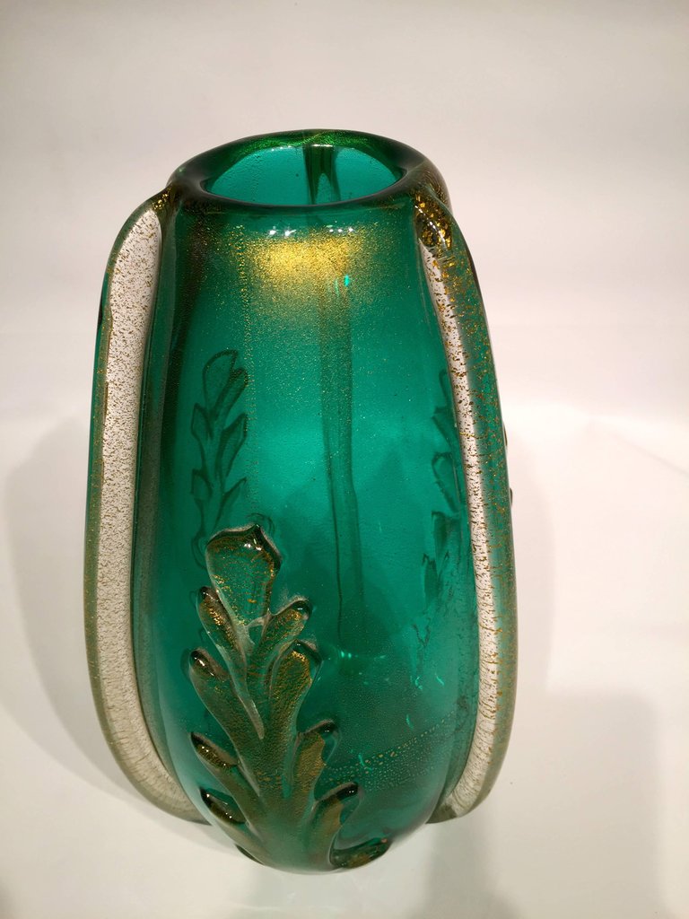 Vaso em vidro artistico soprado de Murano na cor verde e ouro com... - foto 3 de 6