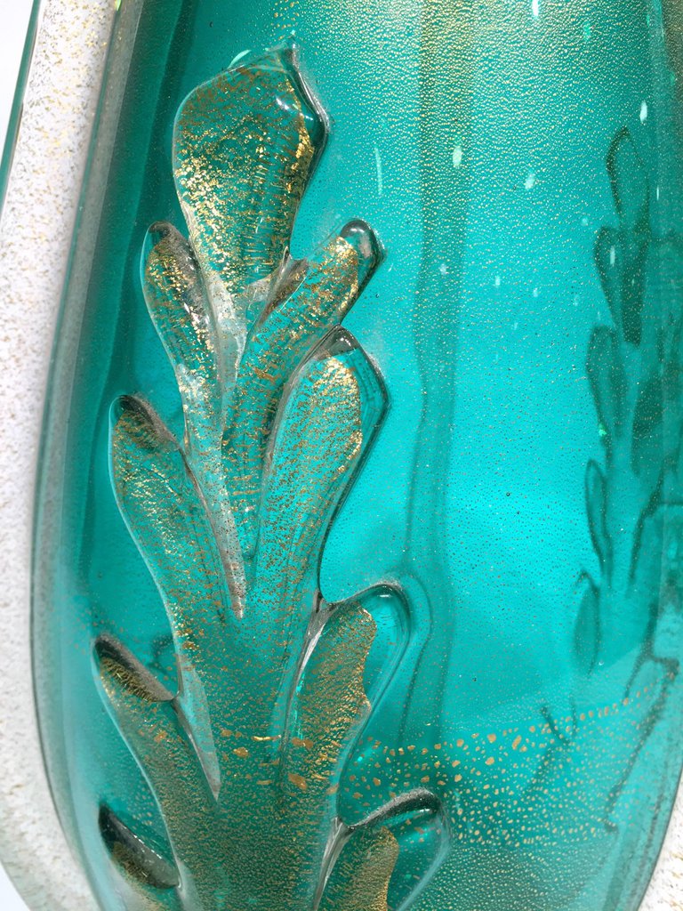 Vaso em vidro artistico soprado de Murano na cor verde e ouro com... - foto 5 de 6