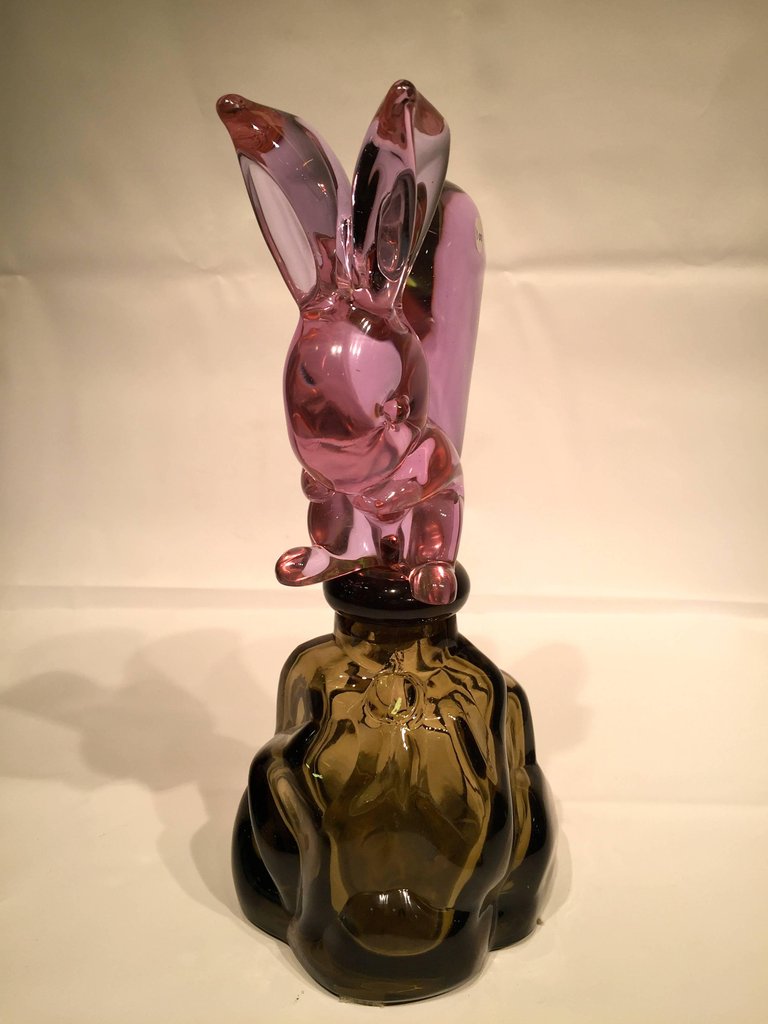 Garrafa em vidro artistico soprado de Murano na cor violeta e cinza... - foto 2 de 3