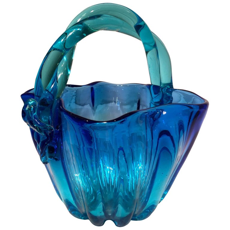 Bowl em vidro artistico soprado de Murano na cor azul celeste com... - foto 1 de 4