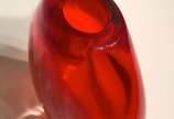 Vaso em vidro artistico soprado de Murano na co... - Vaso em vidro artistico soprado de Murano na cor vermelho sangue em técnica "Sommerso" produzido por Seguso Vetri D'Arte e desenhado por Flavio ...