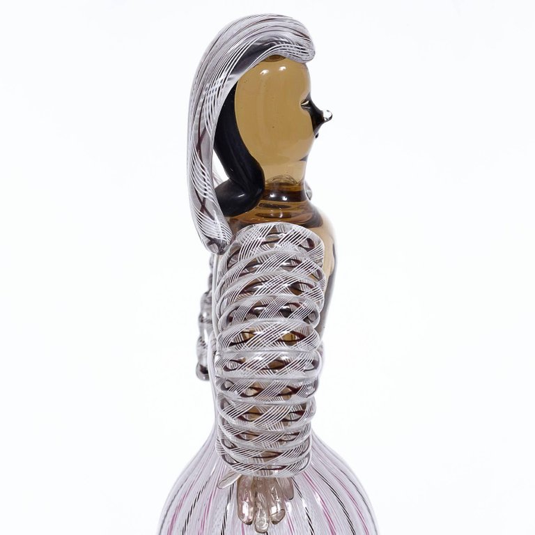 Escultura em vidro artistico soprado de Murano, representando mulher... - foto 3 de 5