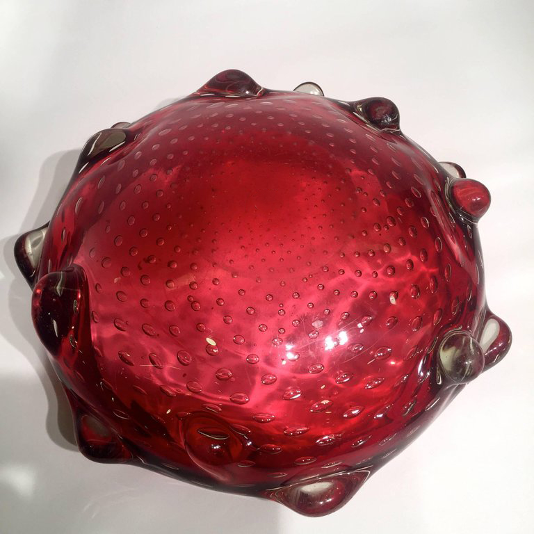 Centro de mesa em vidro artistico soprado de Murano na cor rubi com... - foto 4 de 4