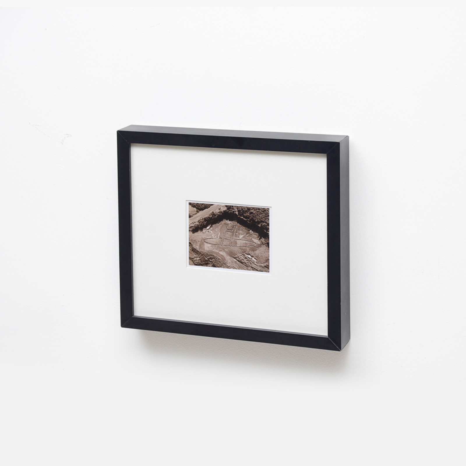  Vik Muniz (1961), "Carajás 4 - Mina de Ferro" - Séries Earthworks" , 2006 - foto 4 de 6