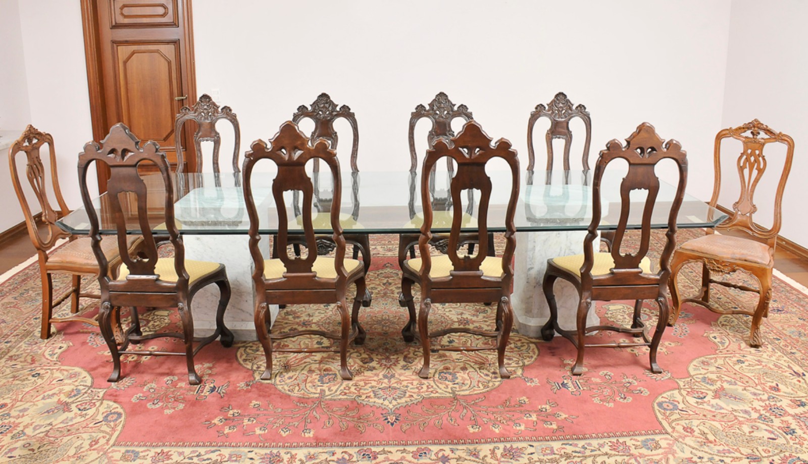 Elegante sala de jantar para 10 lugares, estilo moderno com tampo em... - foto 1 de 10