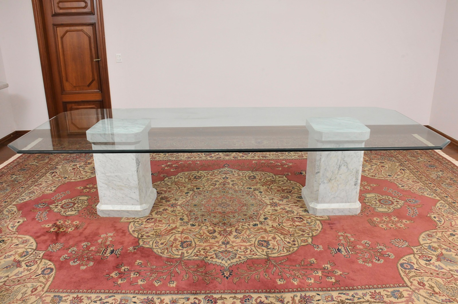 Elegante sala de jantar para 10 lugares, estilo moderno com tampo em... - foto 3 de 10