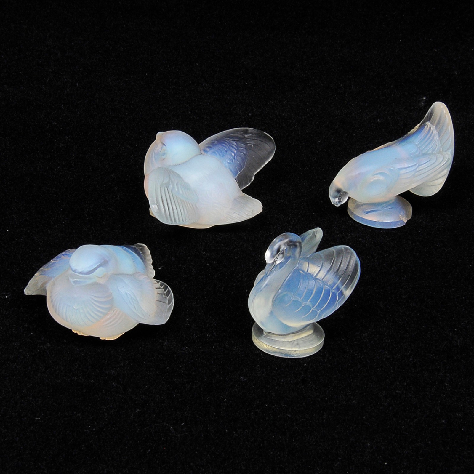 Lote constando quatro miniaturas em cristal francês representando... - foto 1 de 5