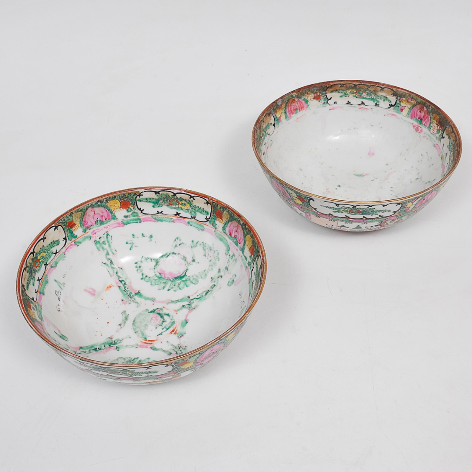 MANDARIN - Par de bowls em porcelana oriental ricamente policromada e... - foto 2 de 6