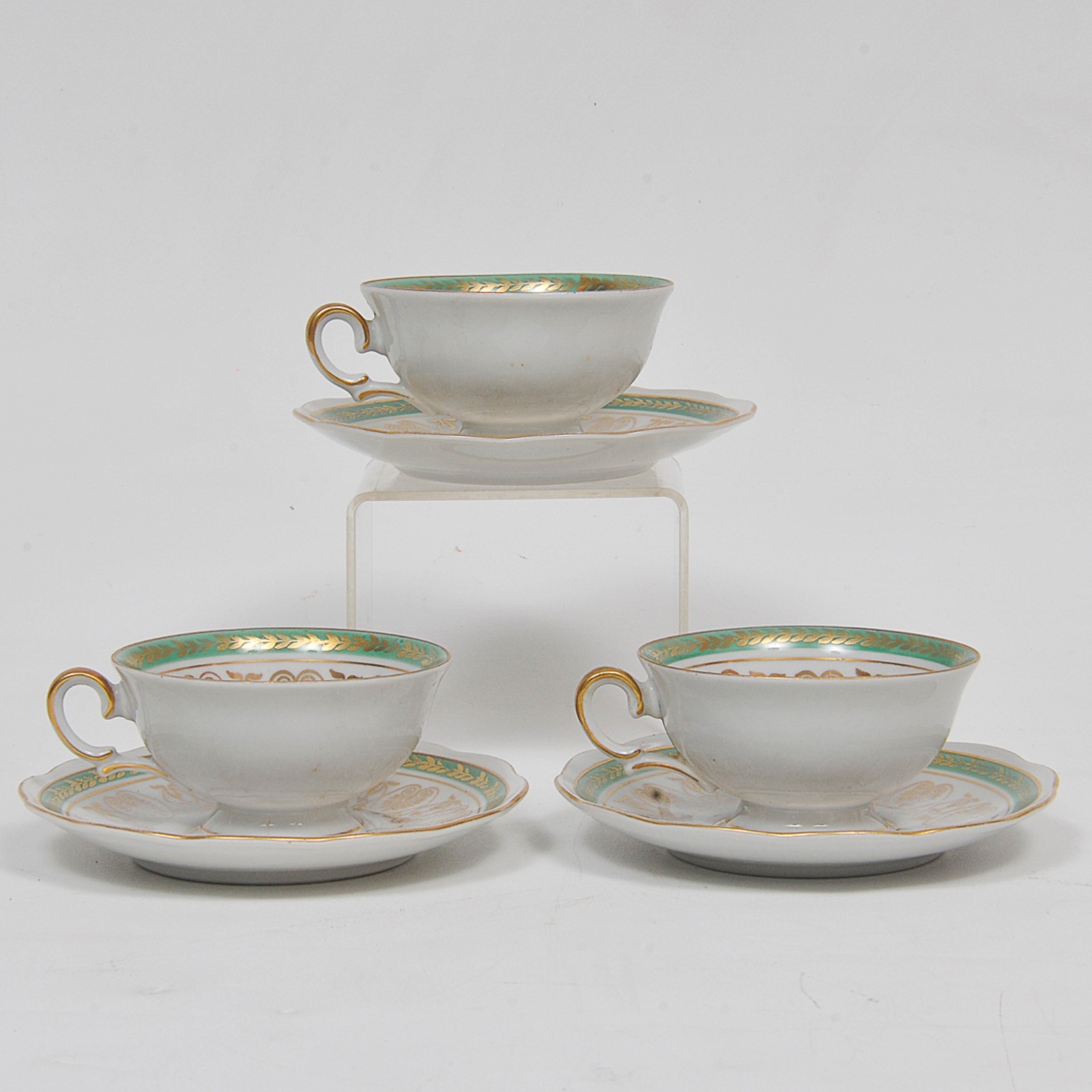 KPM - Lote composto por 3 xícara de café em porcelana polonesa na cor... - foto 1 de 4