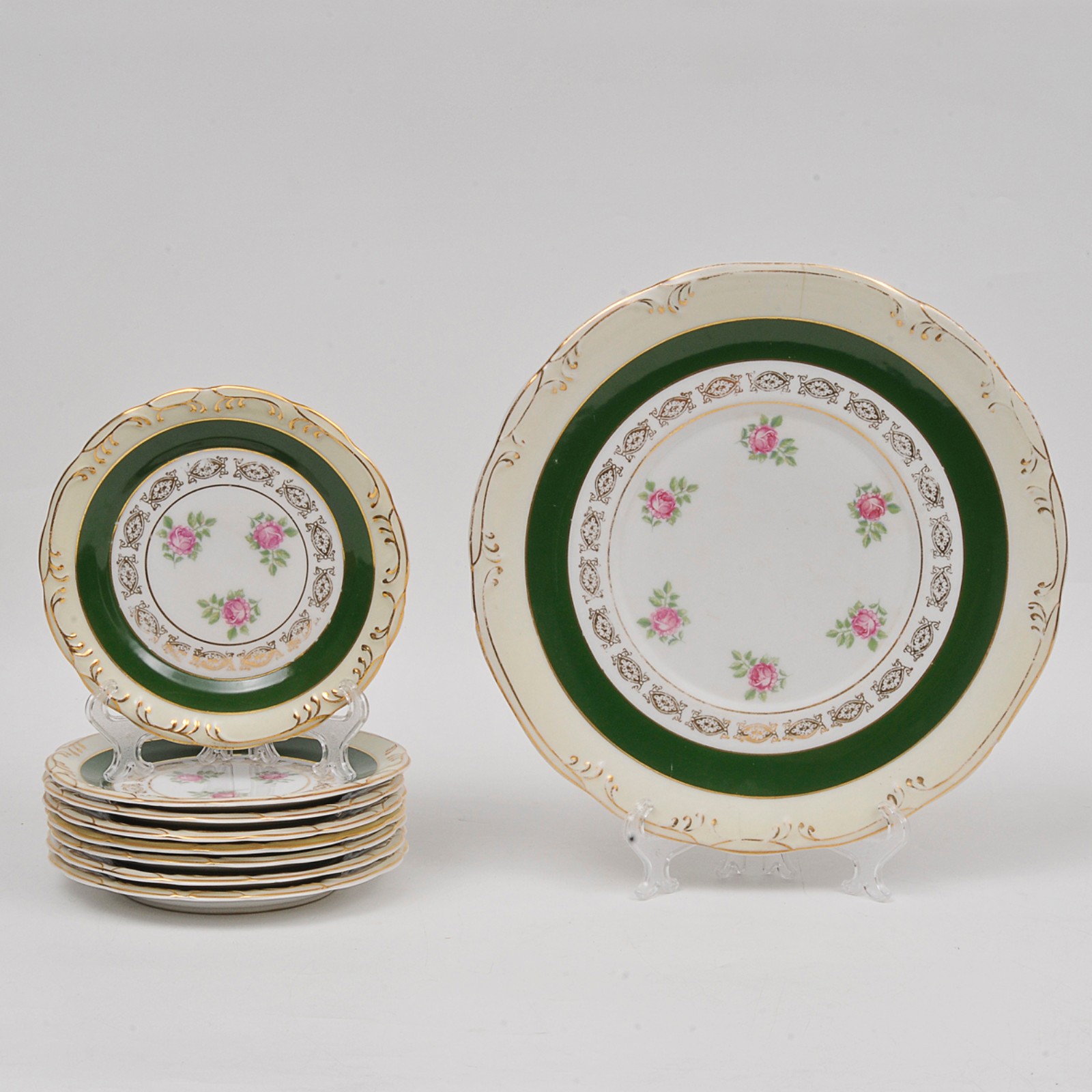 Conjunto de sobremesa em porcelana nacional manufatura SCHMIDT nas... - foto 1 de 4