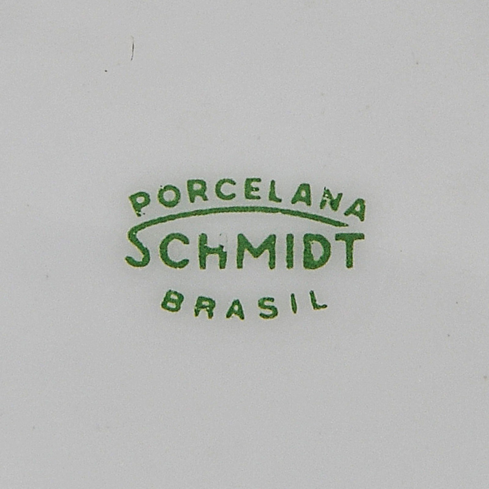 Conjunto de xícaras em porcelana nacional nas cores branca e verde... - foto 4 de 4