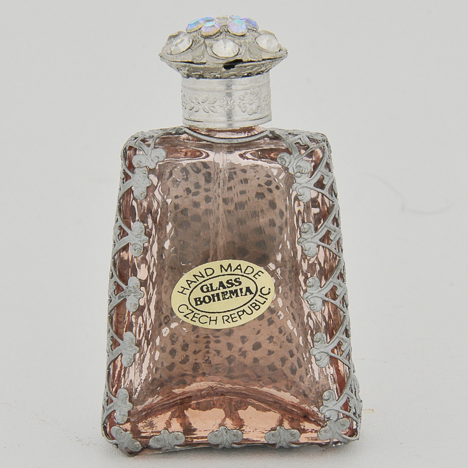 Perfumeiro feito a mão com aplicação em pedraria feito na Republica... - foto 2 de 4