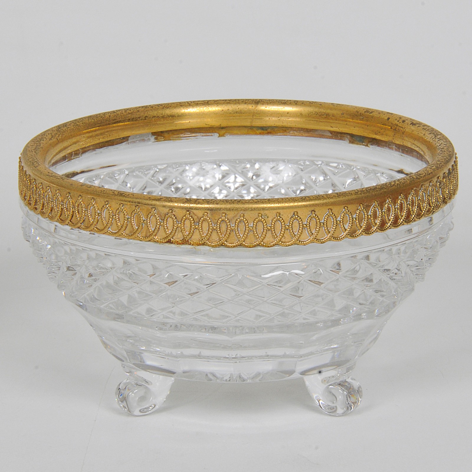 Conjunto de dois bowls com lapidação bico de jaca e friso dourado... - foto 3 de 4