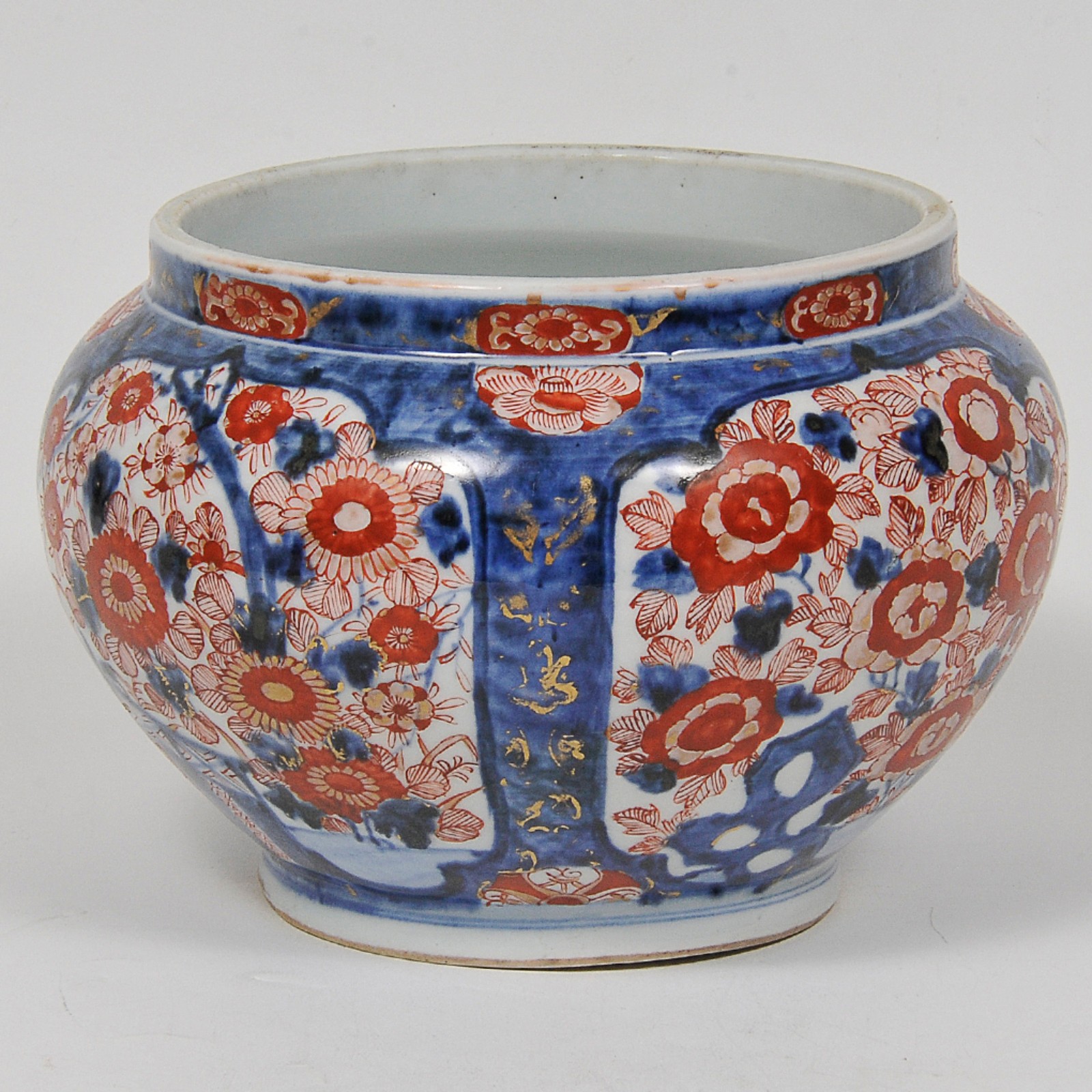 Cachepot em porcelana chinesa Imari ricamente policromado com... - foto 3 de 4