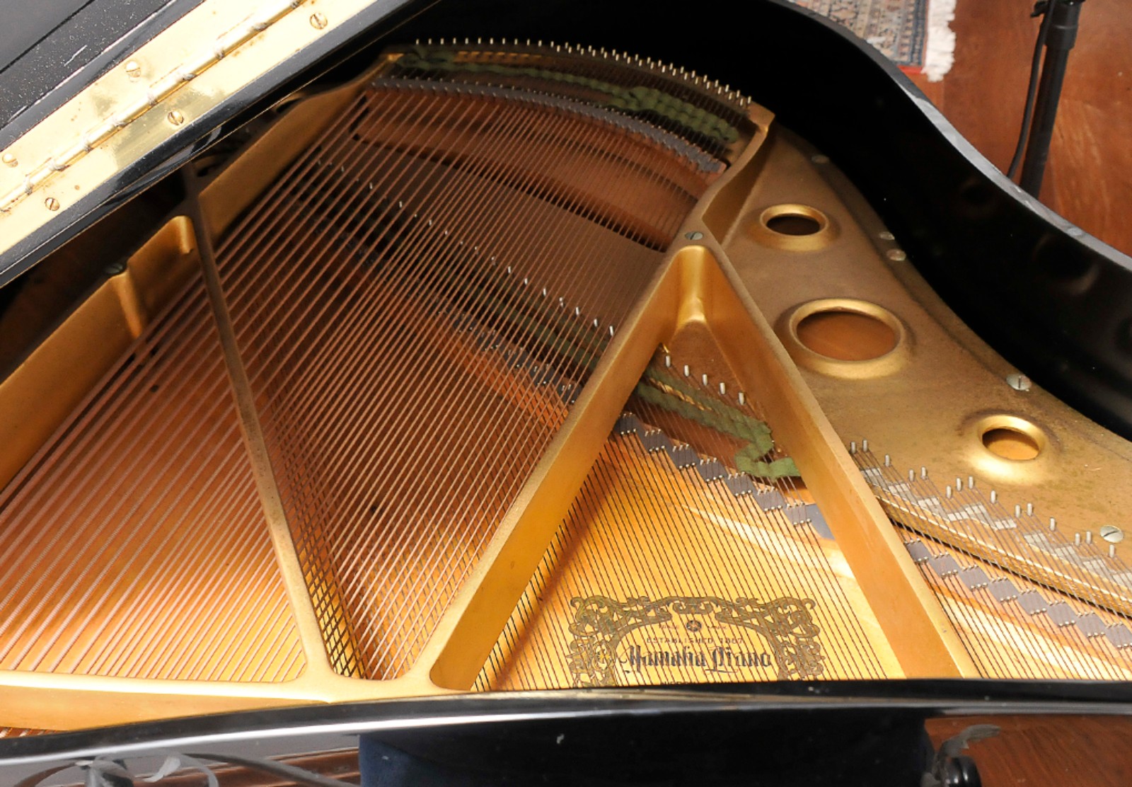 Grande piano de cauda manufatura Yamaha modelo NIPPON GAKKI séries... - foto 10 de 10