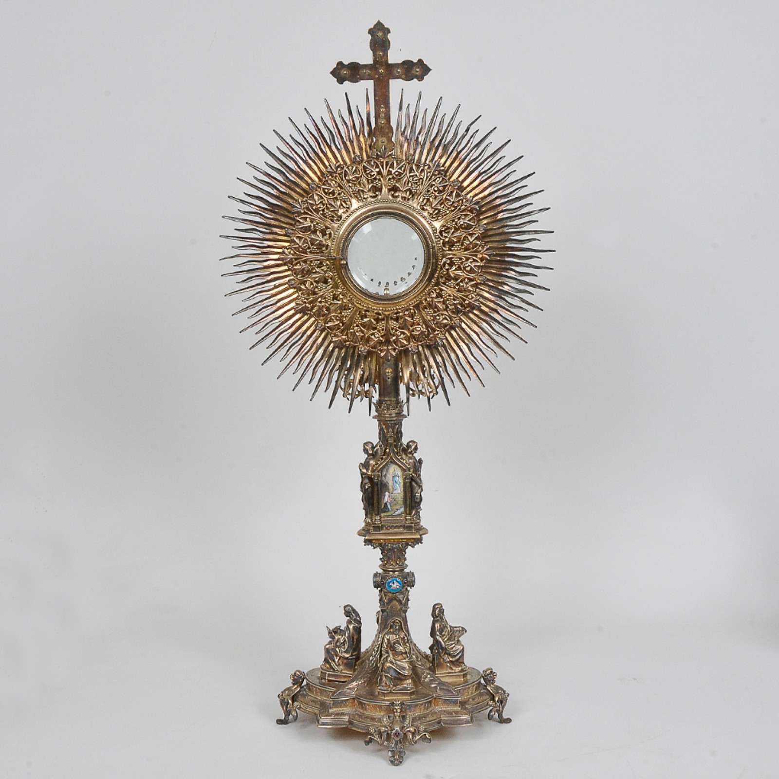 Ostensório em prata e vermeil, ornamentado por medalhões com... - foto 6 de 9