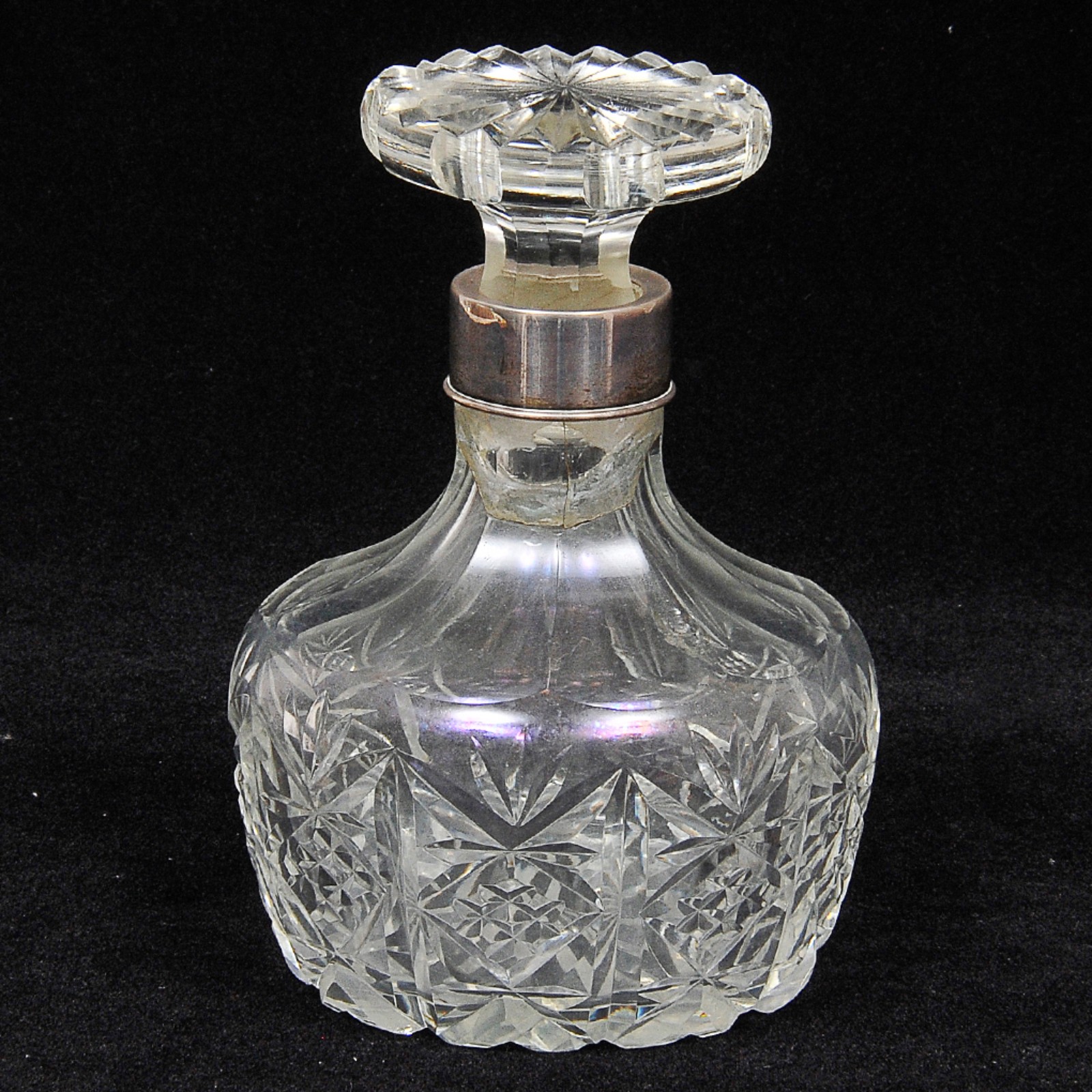 Garrafa de cristal europeu com gargalo de prata argentina. Séc. XX... - foto 1 de 3