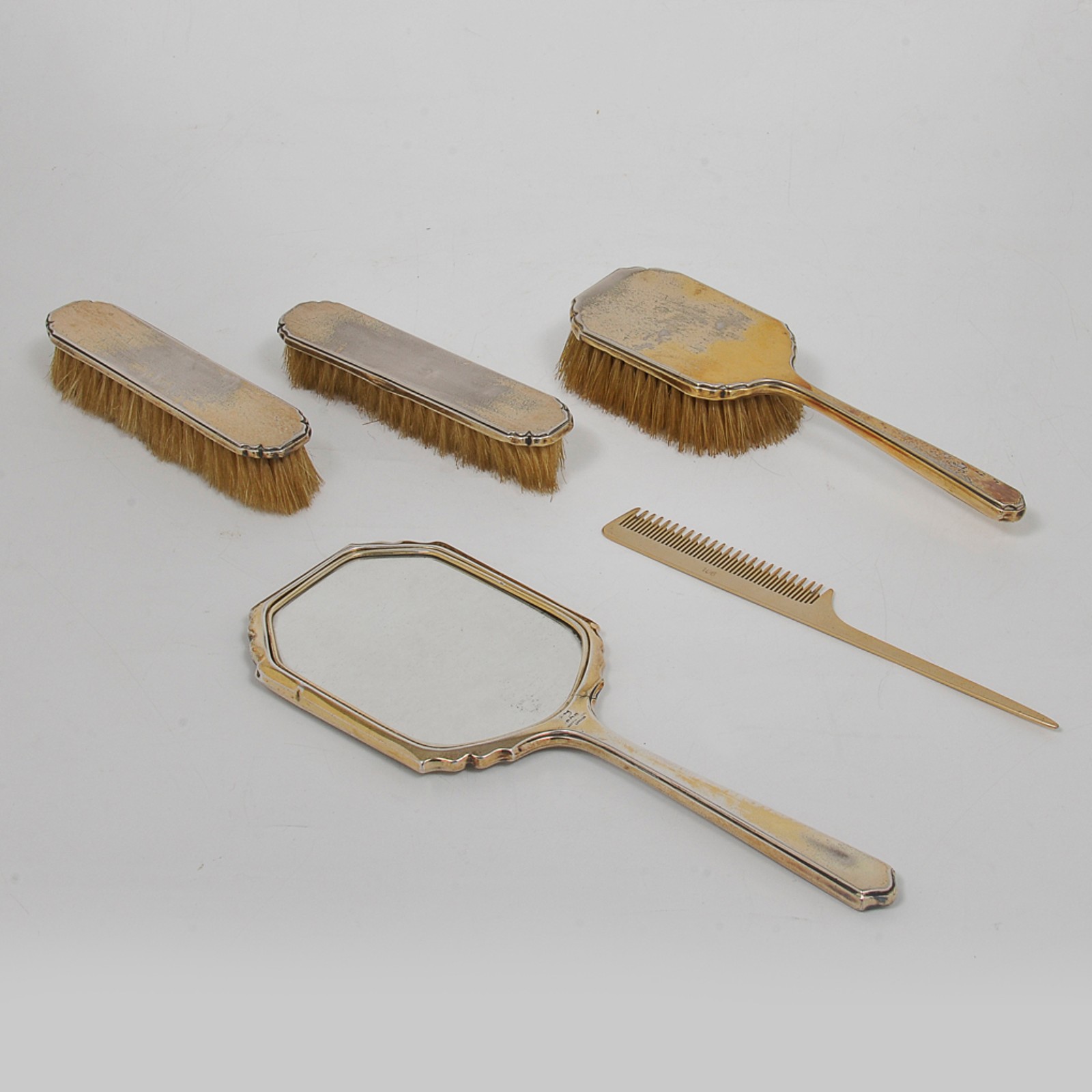 Conjunto de 5 peças para toucador em prata inglesa lisa e ornada por... - foto 1 de 9