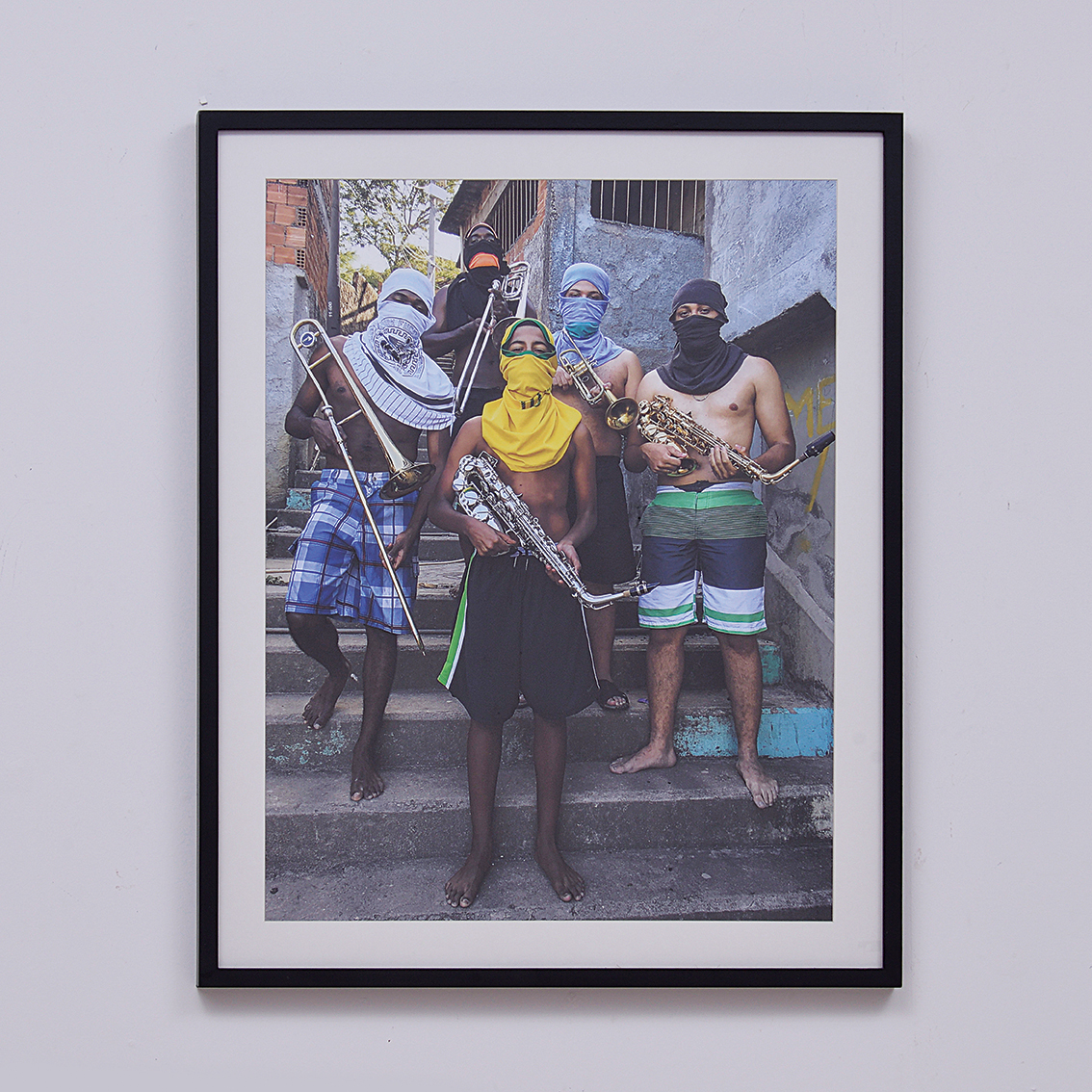 Anderson Valentim (1982), Alguns Lutam com outras Armas - Morro do Borel, RJ - foto 2 de 2