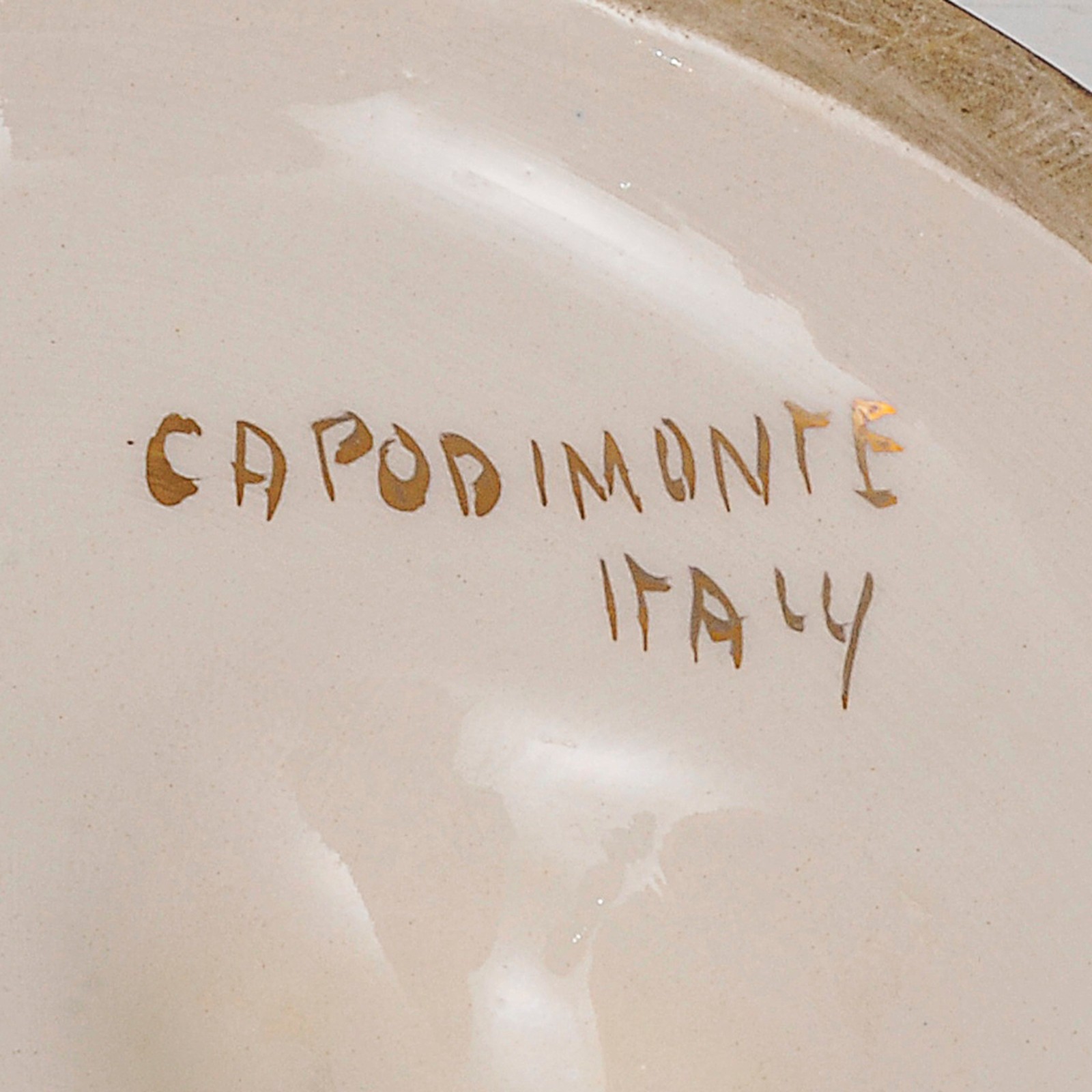 CAPODIMONTE ( ITALIA ) - Centro de mesa dito naveta em cerâmica... - foto 5 de 5