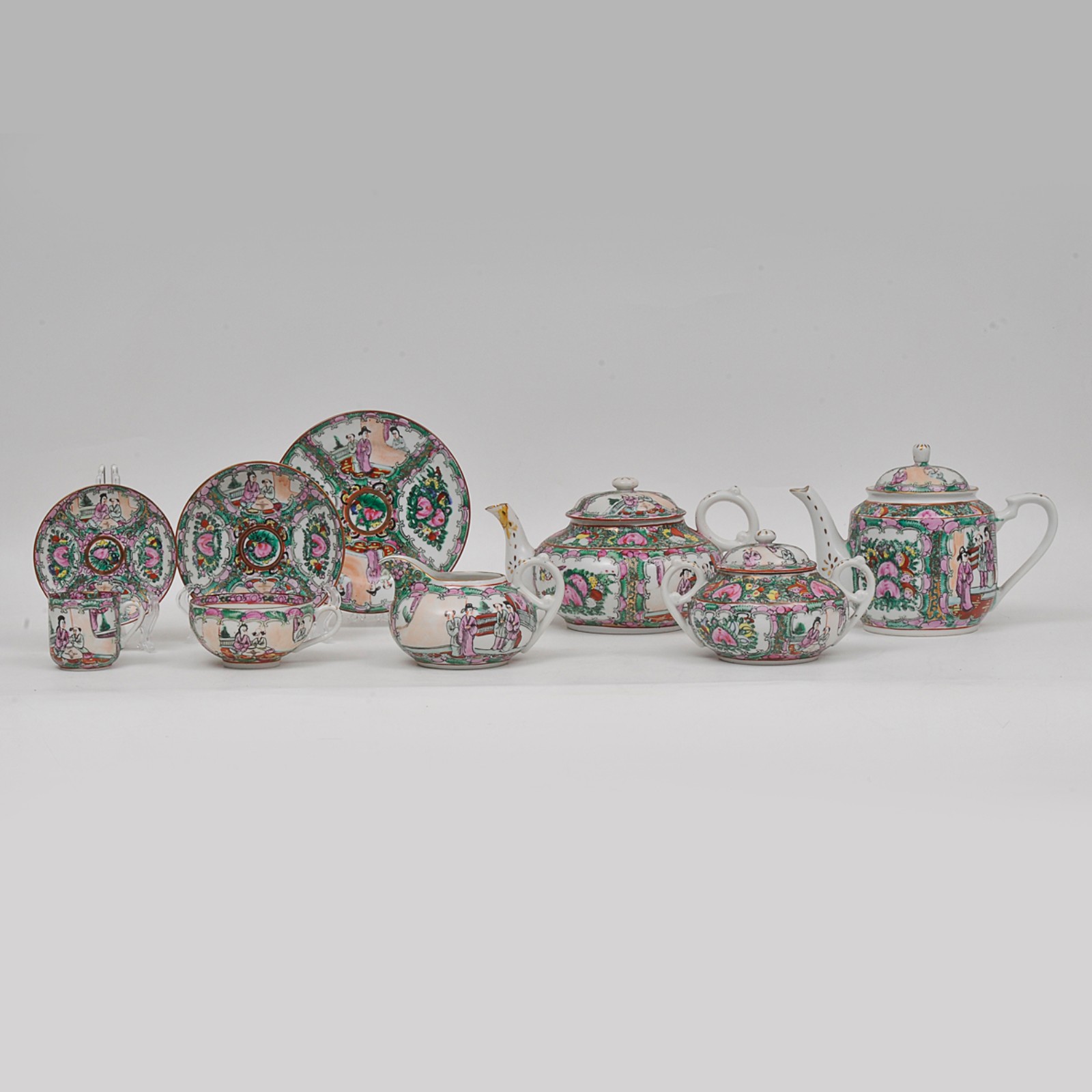 MANDARIN - Conjunto de chá e café em porcelana oriental ricamente... - foto 1 de 6