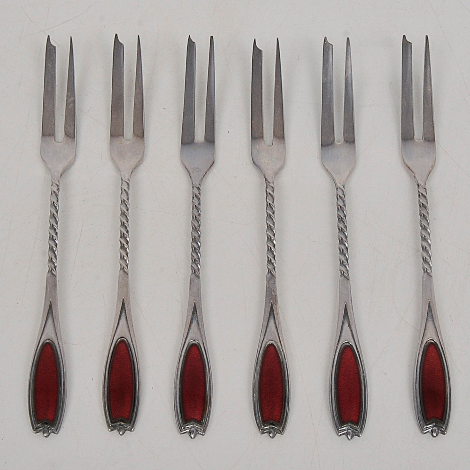 Conjunto de 6 garfinhos para petisco emmetalo prateado liso com cabo... - foto 1 de 2