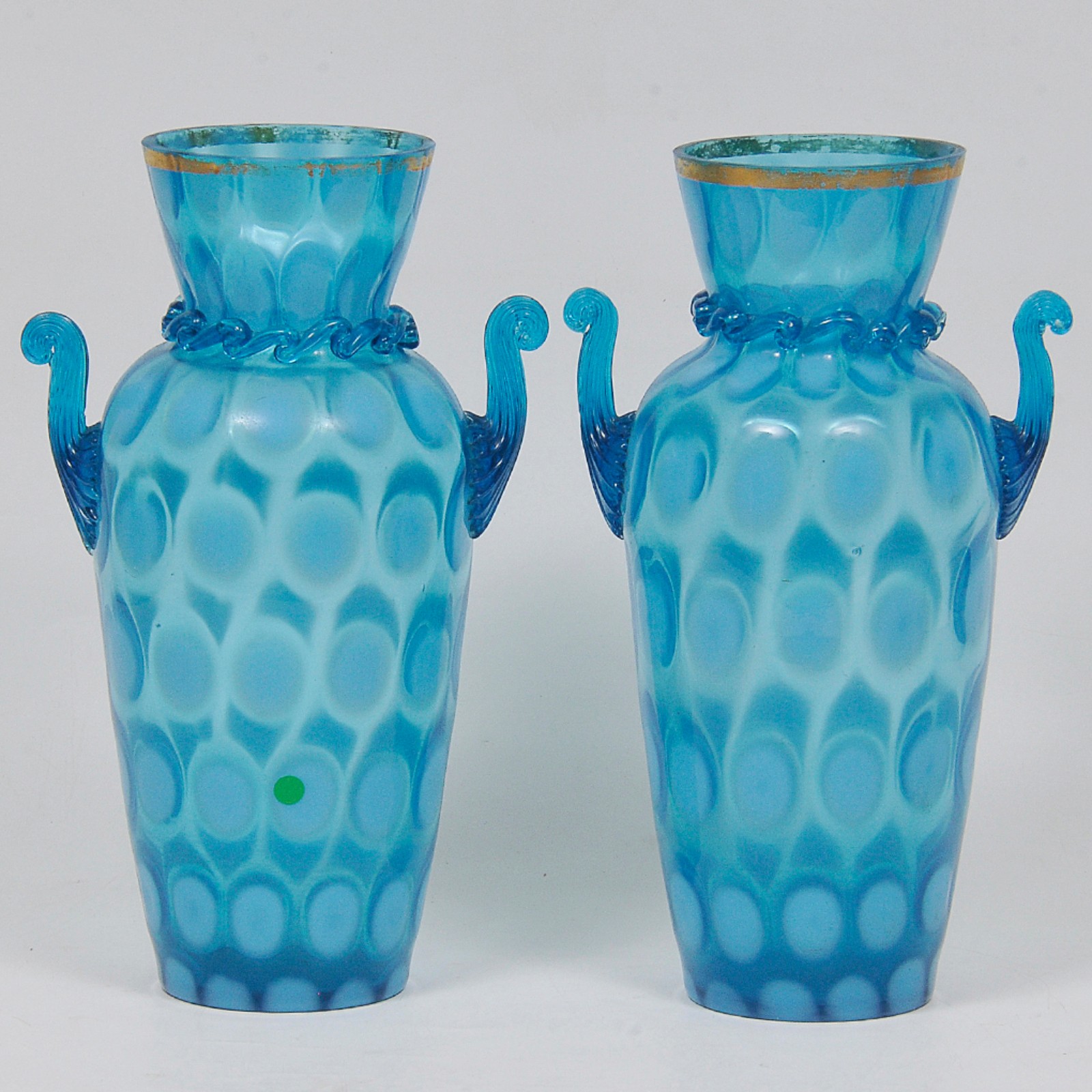 Par de vaso ânforas em cristal europeu do séc. XX no tom azul com... - foto 1 de 4