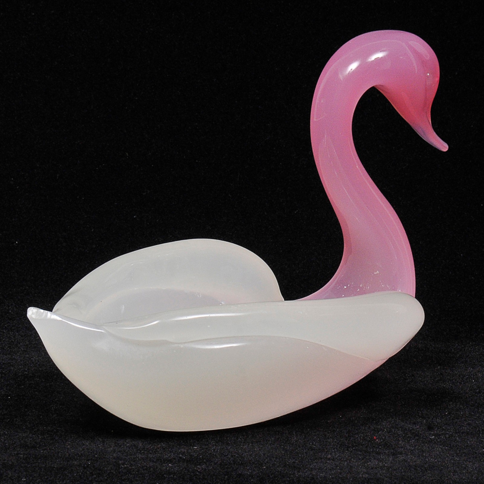 Escultura em vidro de Murano anos 60/70 nos tons rose e leitoso n... - foto 3 de 3