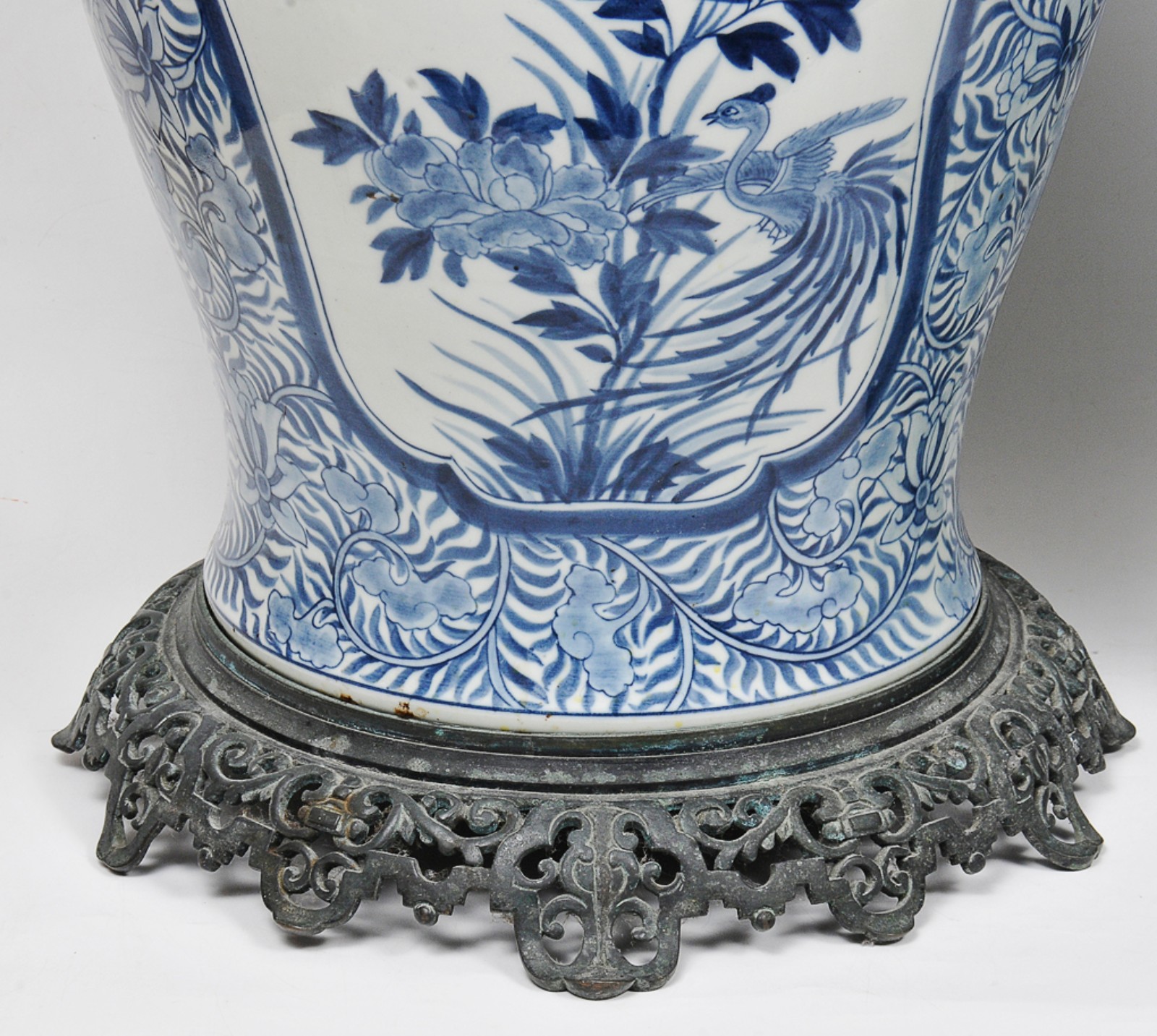 Par de lindos e grande vaso palacianos em porcelana oriental nas... - foto 5 de 6