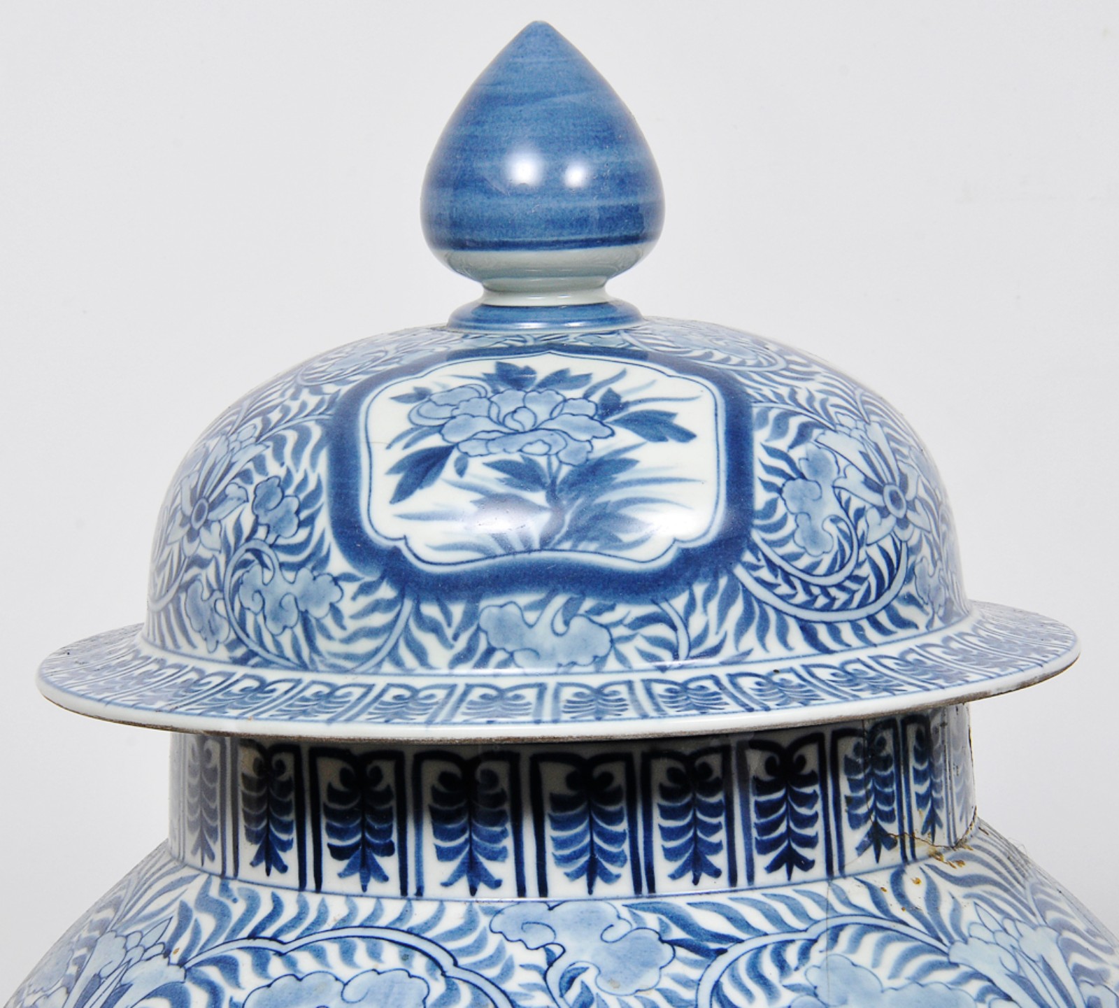 Par de lindos e grande vaso palacianos em porcelana oriental nas... - foto 3 de 6