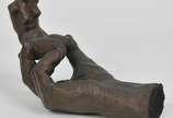 François-Auguste-René Rodin (atribuido),  - Mão com torso em bronze - Ass. na peça, Séc. XX <br><br>Lote não exposto. Em caso de arremate, a retirada deverá ser agendada com a organização do lei