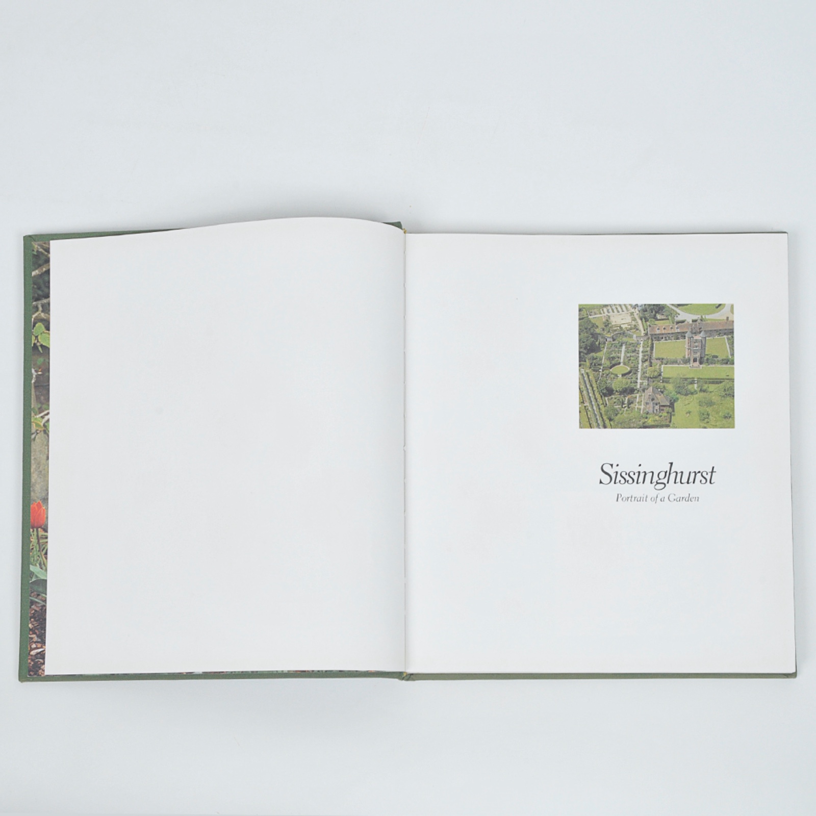 Sissinghurst - Portrait of a Garden (Retrato de um Jardim), 1990 - foto 2 de 4