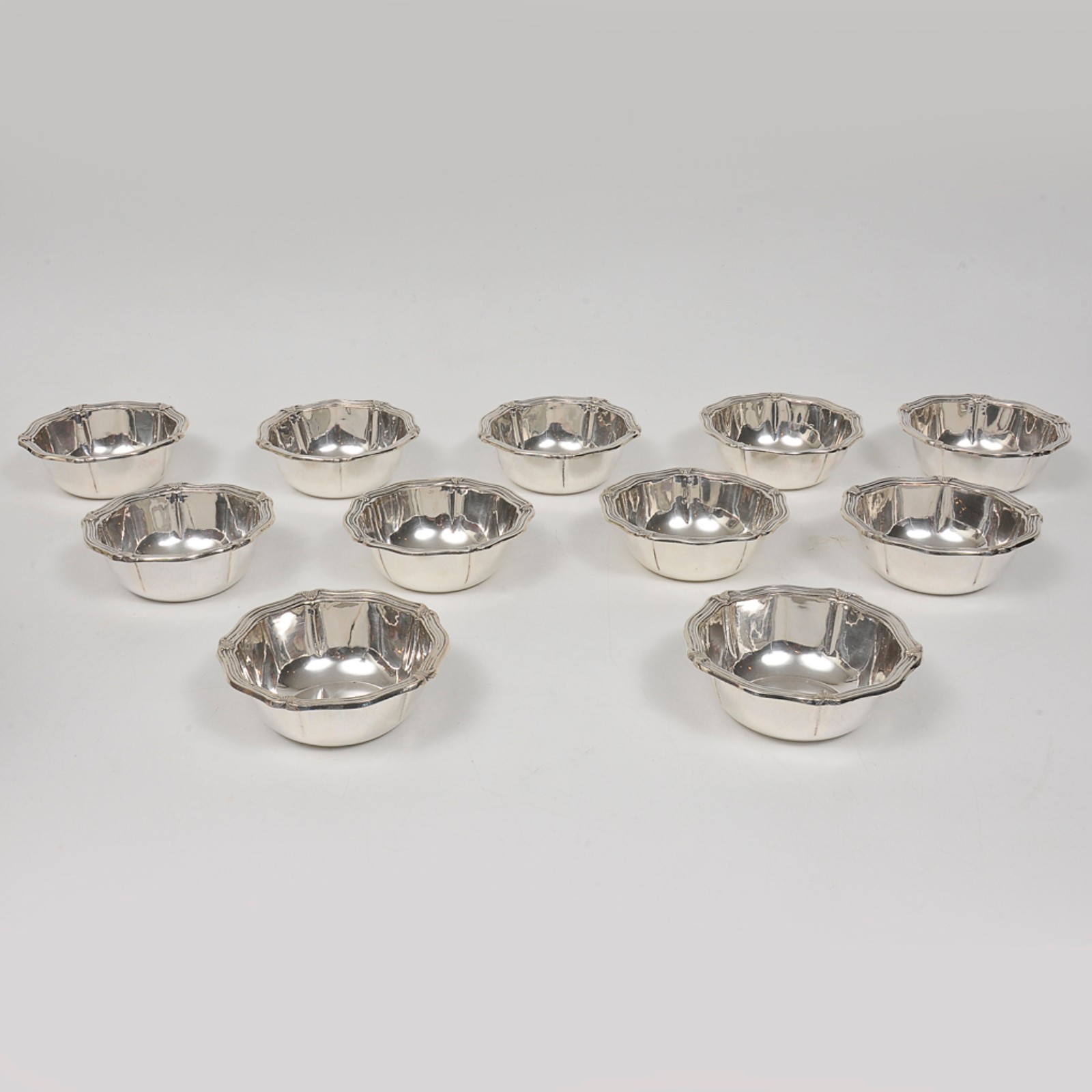 Conjunto de 11 lavandas em prata alemã com bojos circulares moldados... - foto 1 de 5
