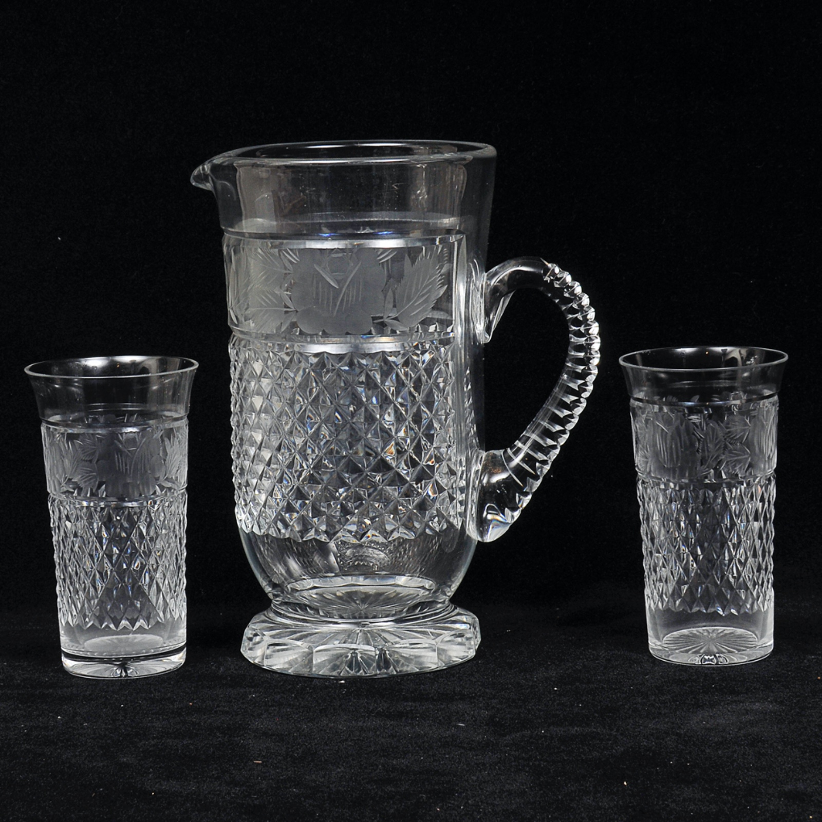 Lindo conjunto de jarra refresquei e 12 copos em cristal francês... - foto 3 de 4