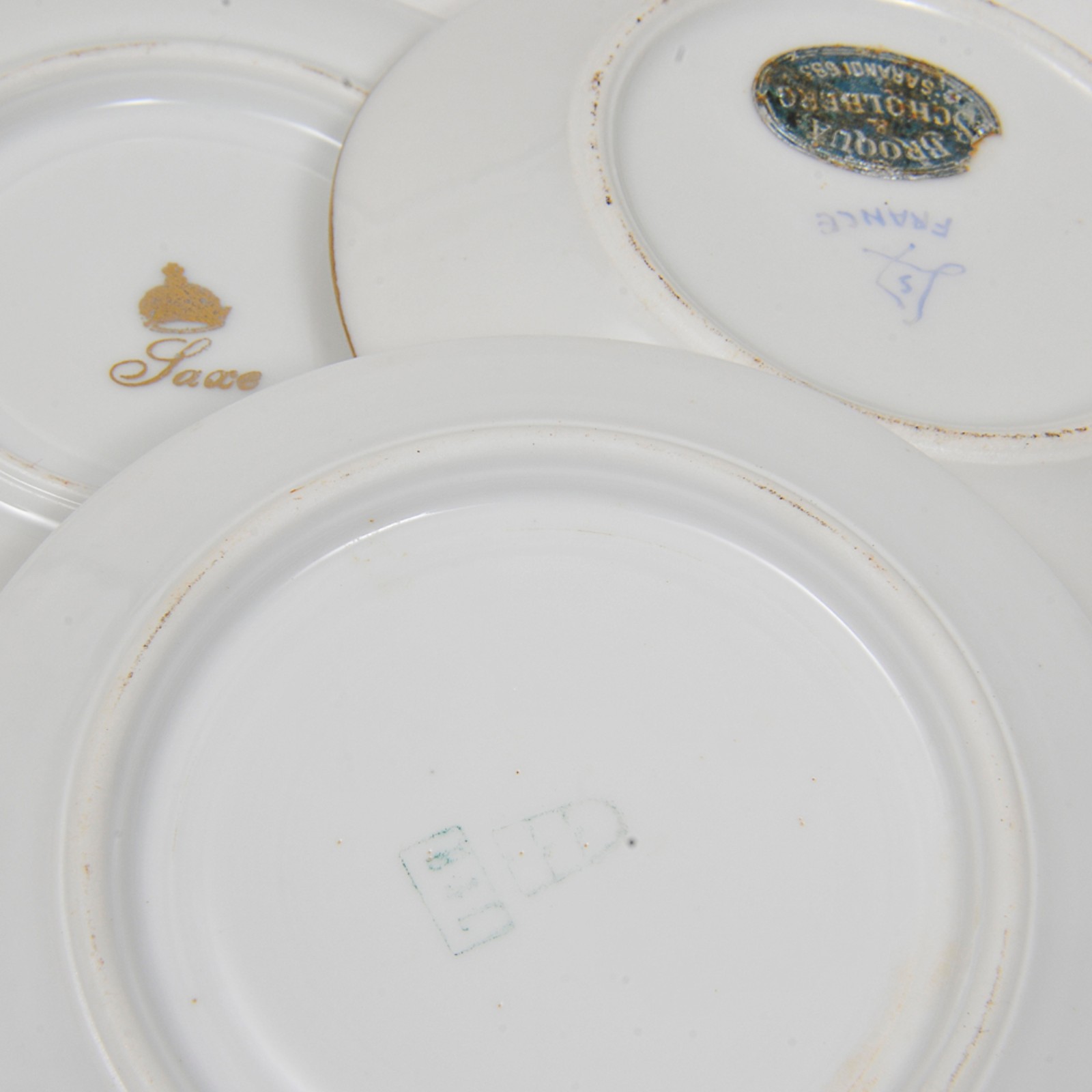 Lote composto por 3 xícaras de coleção para cafe em porcelana... - foto 5 de 5