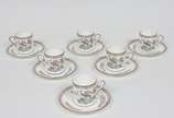 Conjunto de 16 xícaras com pires para café em p... - Conjunto de 16 xícaras com pires para café em porcelana inglesa Wedgwood decorado com ave e flores.  Inicio Séc. XX<br><br>Lote não exposto. Em ...