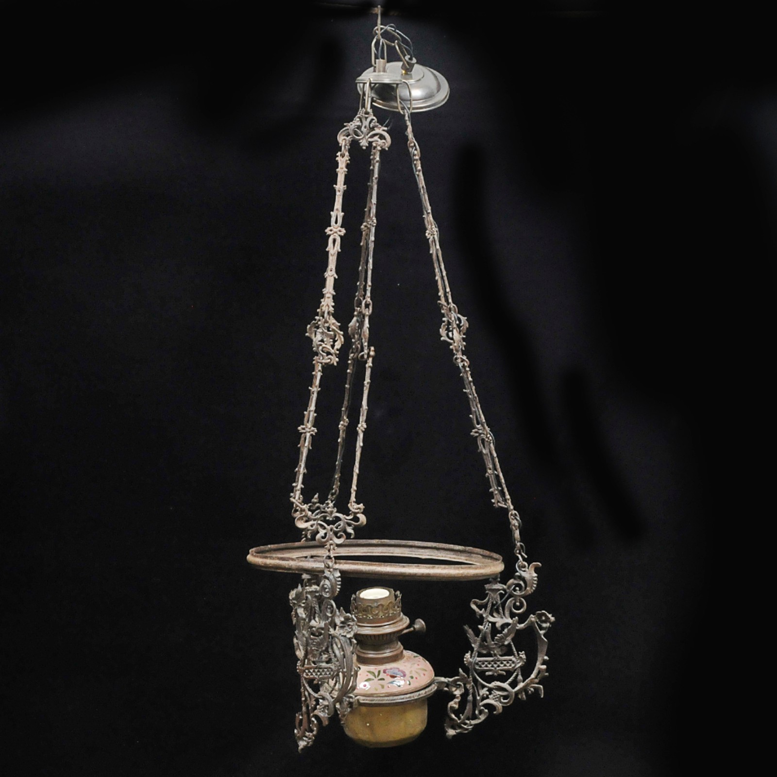 Lustre de teto em bronze cinzelado com lampião e querosene em... - foto 1 de 2