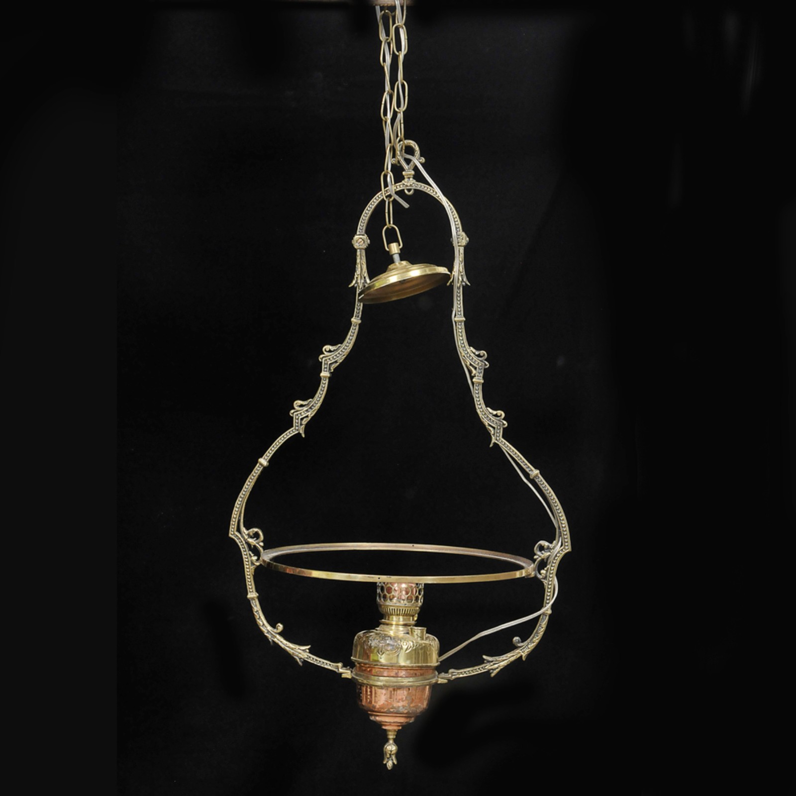 Lampião de teto em bronze dourado cinzelado adaptado a luz elétrica... - foto 1 de 2