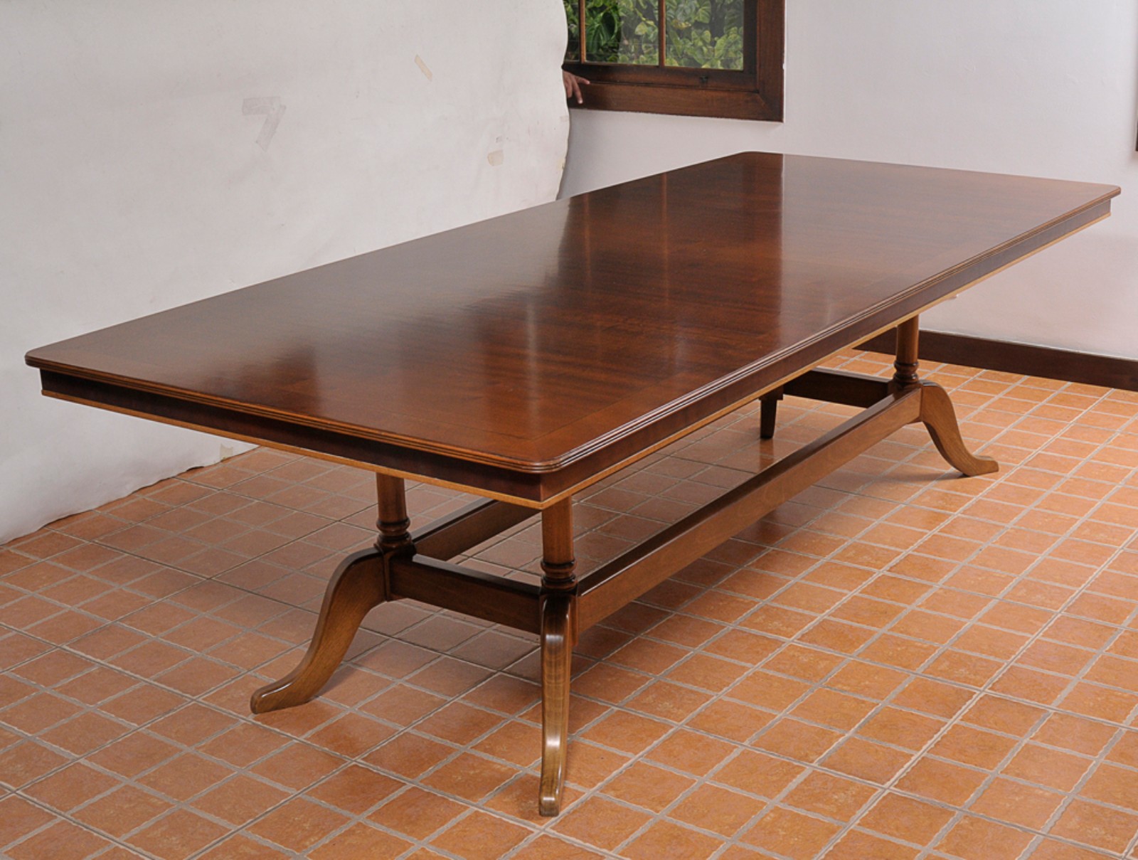 Grande mesa de jantar para 10 lugares estilo francesa em madeira... - foto 2 de 4