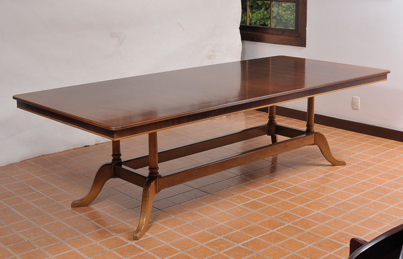Grande mesa de jantar para 10 lugares estilo francesa em madeira... - foto 1 de 4