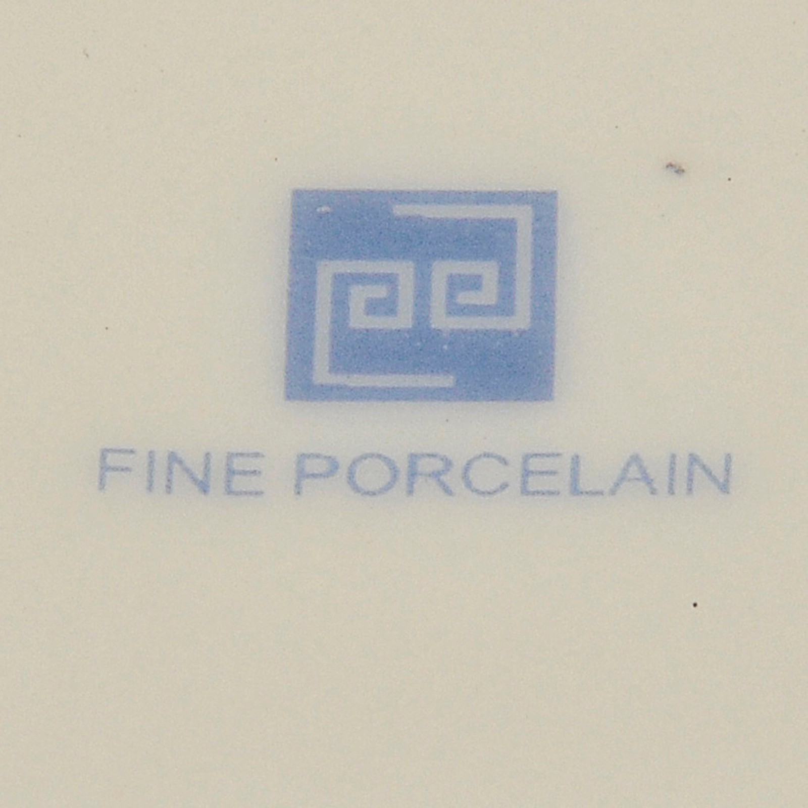 Lote constando 5 caixinhas em porcelana de coleção sendo: um limões... - foto 7 de 10