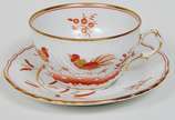 RICHARD GINORI, L5 - Aparelho de chá e café em porcelana italiana Richard Ginori composto por 12 xícaras com pires para chá, 12 xícaras com pires para café, 12 pratos para